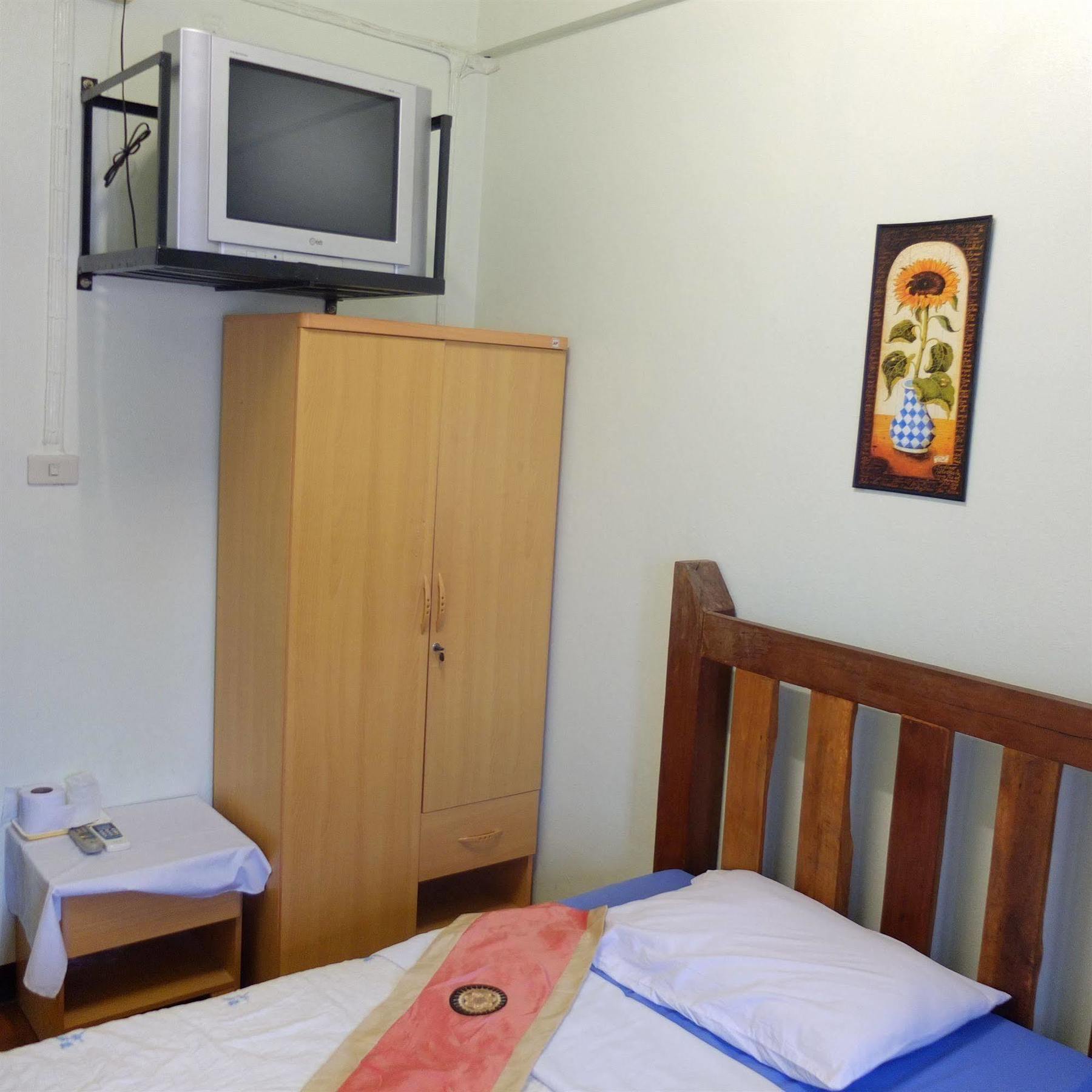 Nonni Guesthouse Chiang Mai Luaran gambar
