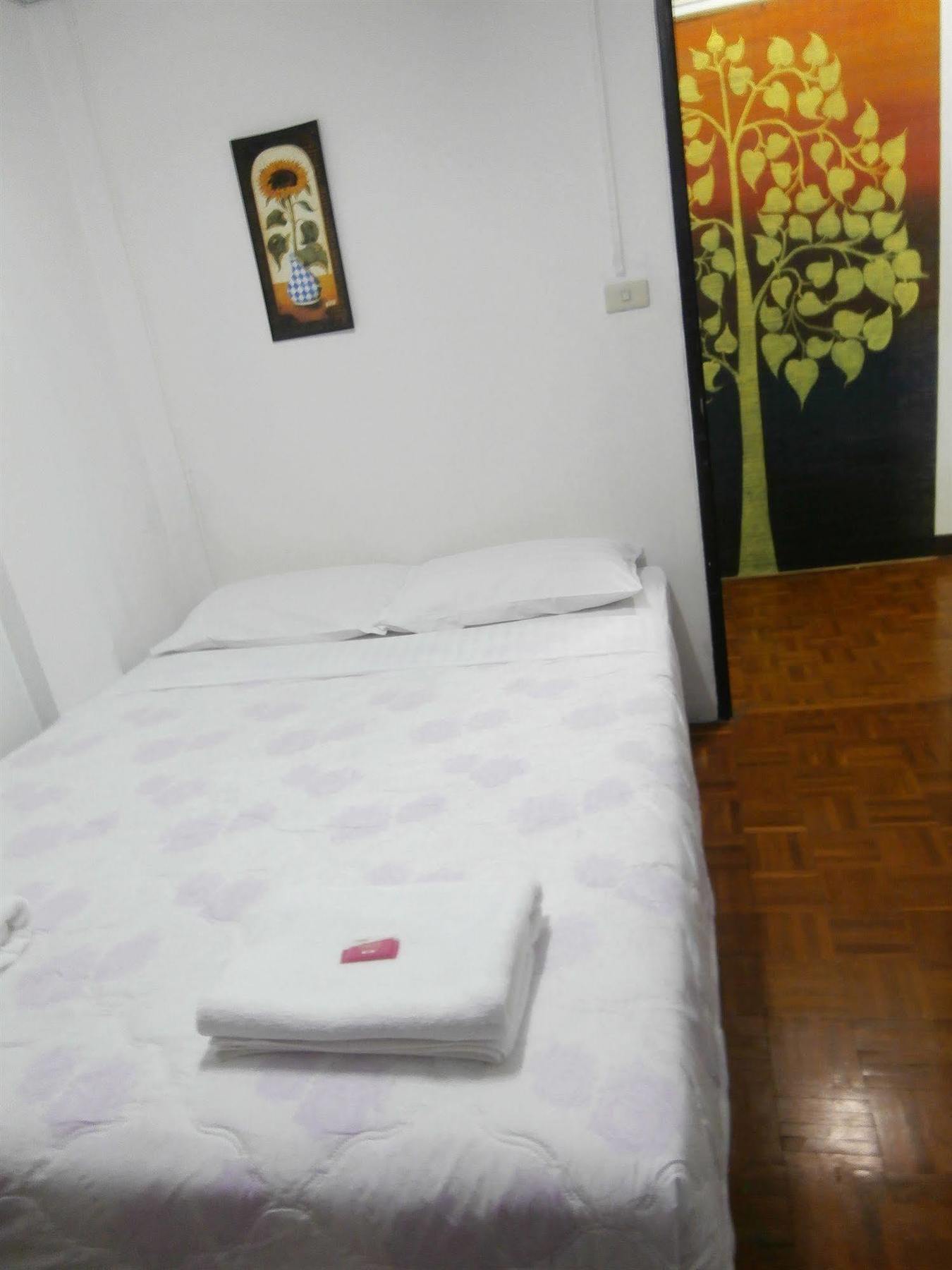 Nonni Guesthouse Chiang Mai Luaran gambar