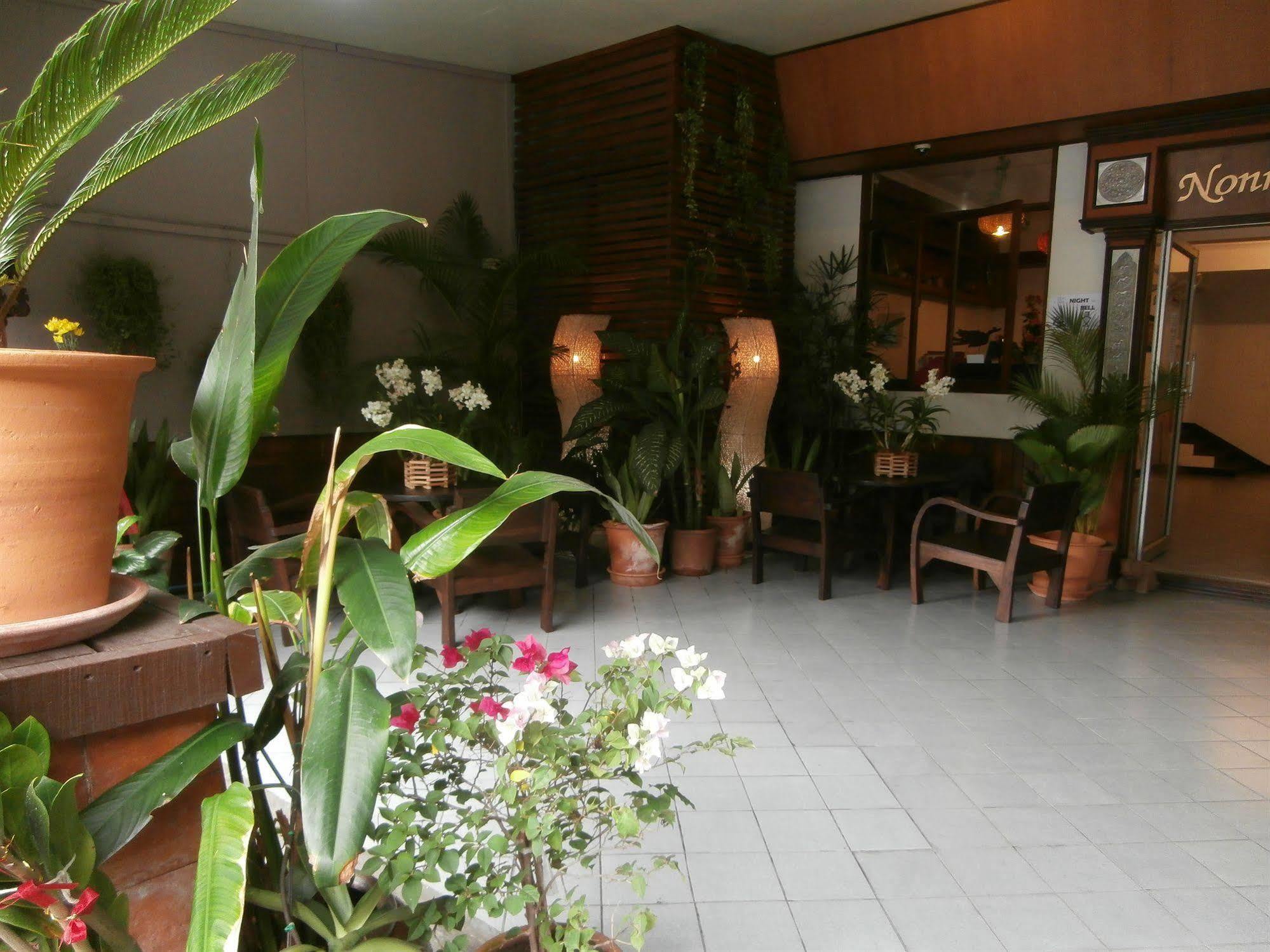 Nonni Guesthouse Chiang Mai Luaran gambar